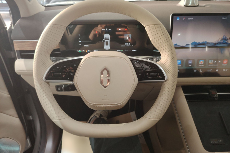 鸿蒙智行 问界M7 2024款 1.5T 后驱Plus版 5座中控内饰13