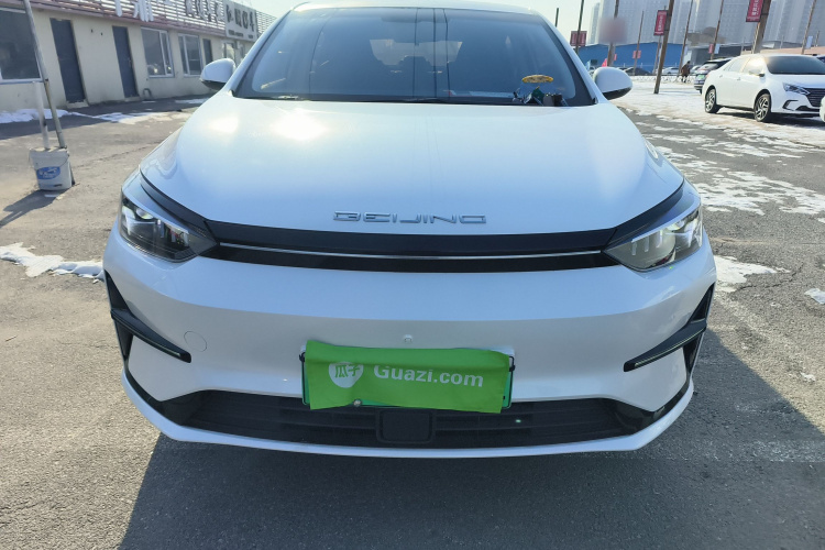 北京汽车 北京EU5 PLUS 2023款 R500 优享版车身外观2