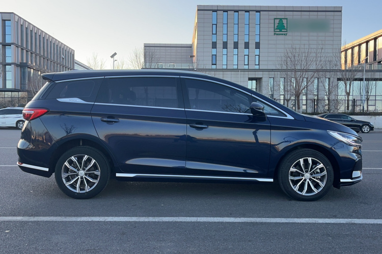 比亚迪 宋MAX 2021款 升级版 1.5T 自动旗舰型 6座车身外观6002