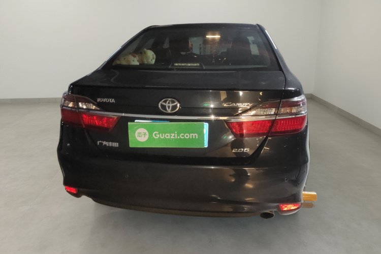 丰田 凯美瑞 2016款 2.0G 十周年纪念领先版车身外观6