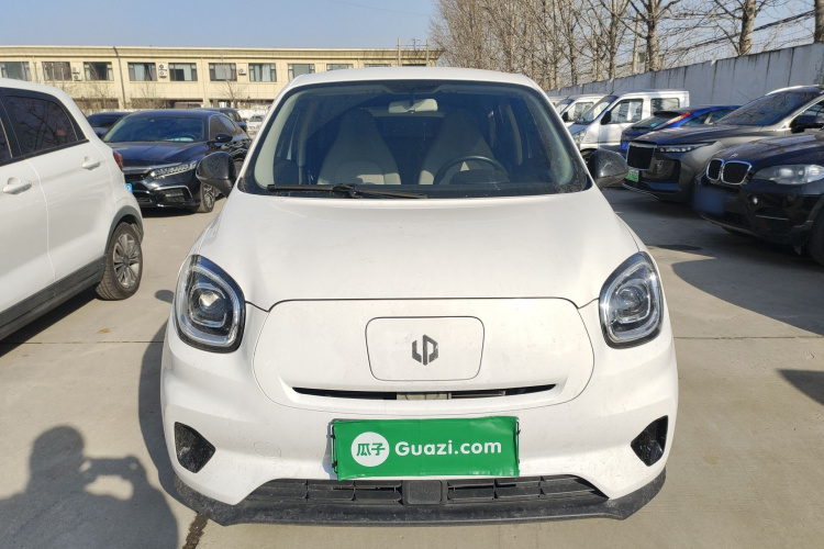 零跑汽车 零跑T03 2022款 炫晶版车身外观2