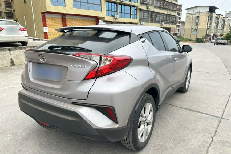 丰田 奕泽IZOA 2022款 2.0L 奕行版车身外观6003