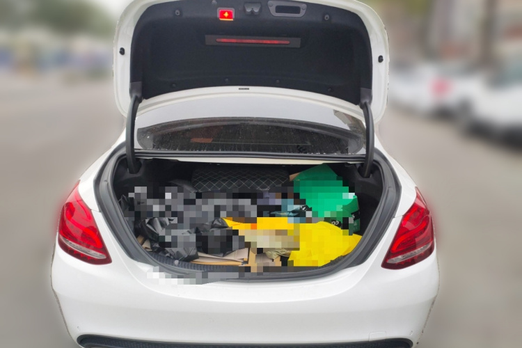 奔驰C级 2016款 C 200 L 运动型中控内饰23