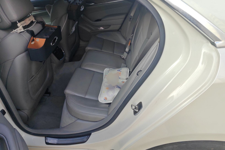 凯迪拉克CTS(进口) 2014款 28T 精英型中控内饰7004