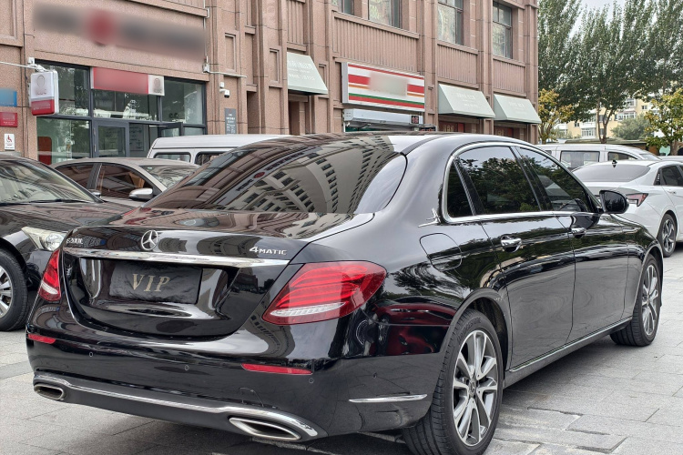 奔驰E级 2018款 改款 E 200 L 4MATIC车身外观6003