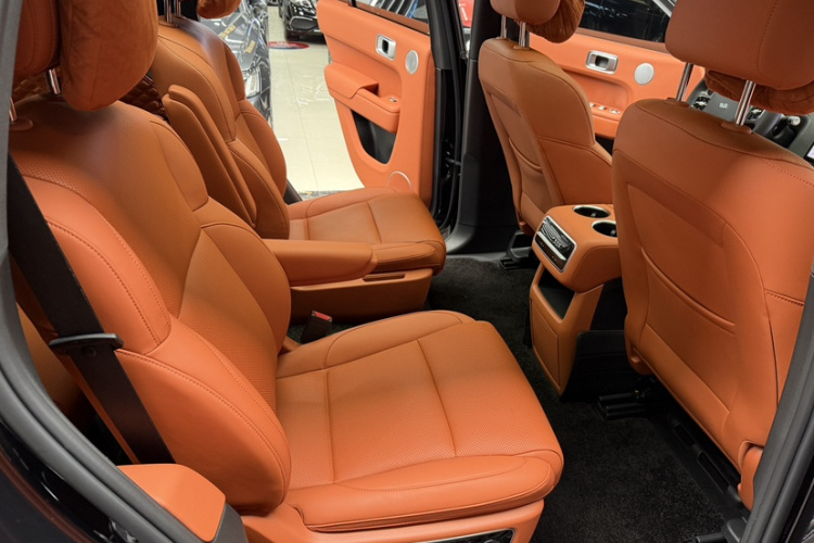 理想汽车 理想L8 2023款 Pro中控内饰7007