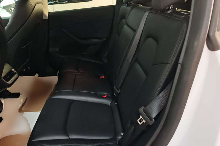 特斯拉 Model Y 2024款 Performance高性能版中控内饰21