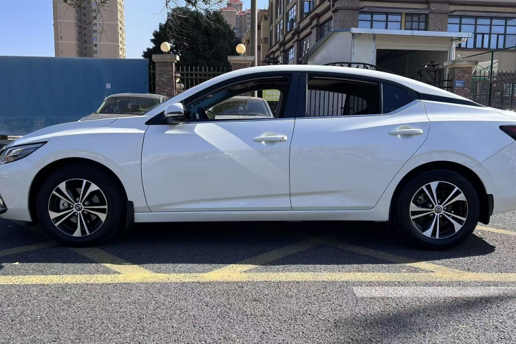 日产 轩逸 2022款 1.6L XL CVT悦享版车身外观6001