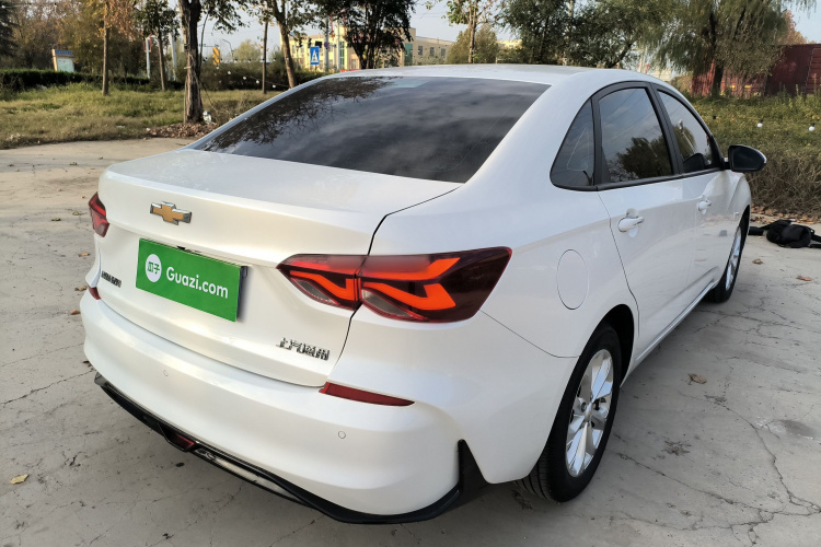 雪佛兰 科鲁泽 2023款 1.5L 双离合悦享版车身外观7