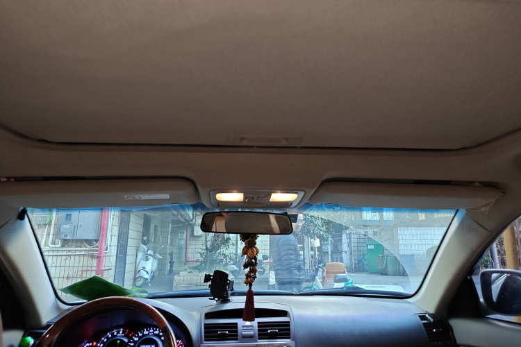 丰田 凯美瑞 2010款 200G NAVI豪华导航版中控内饰22