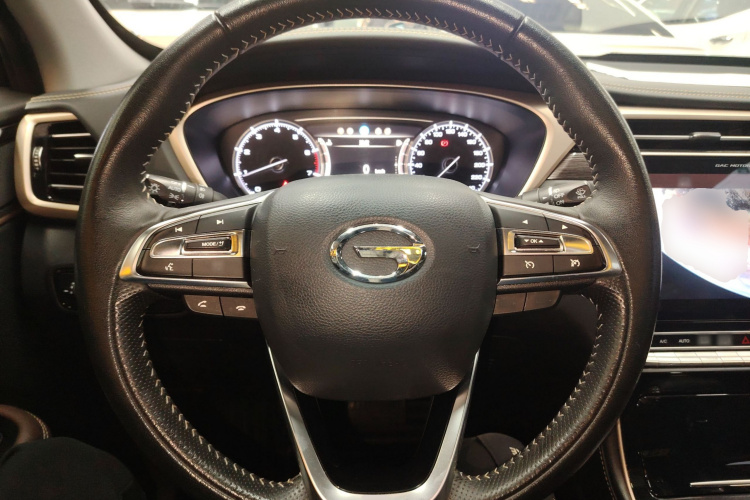 广汽传祺 传祺GS5 2019款 270T 自动尊享版中控内饰13