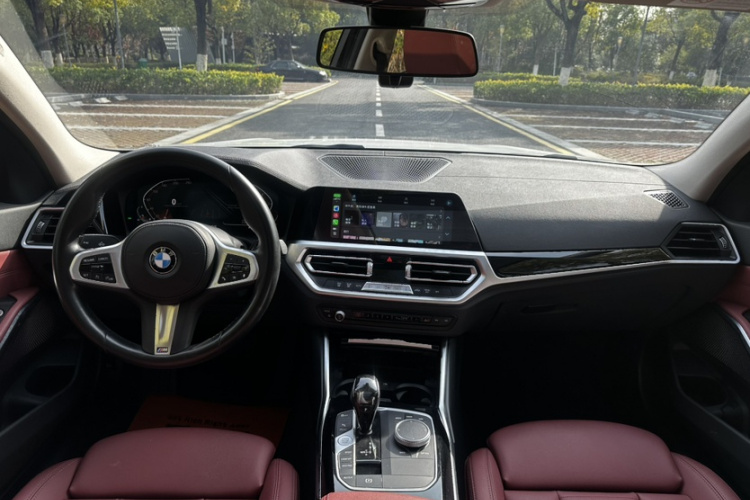宝马3系 2021款 改款 320Li M运动套装中控内饰7008