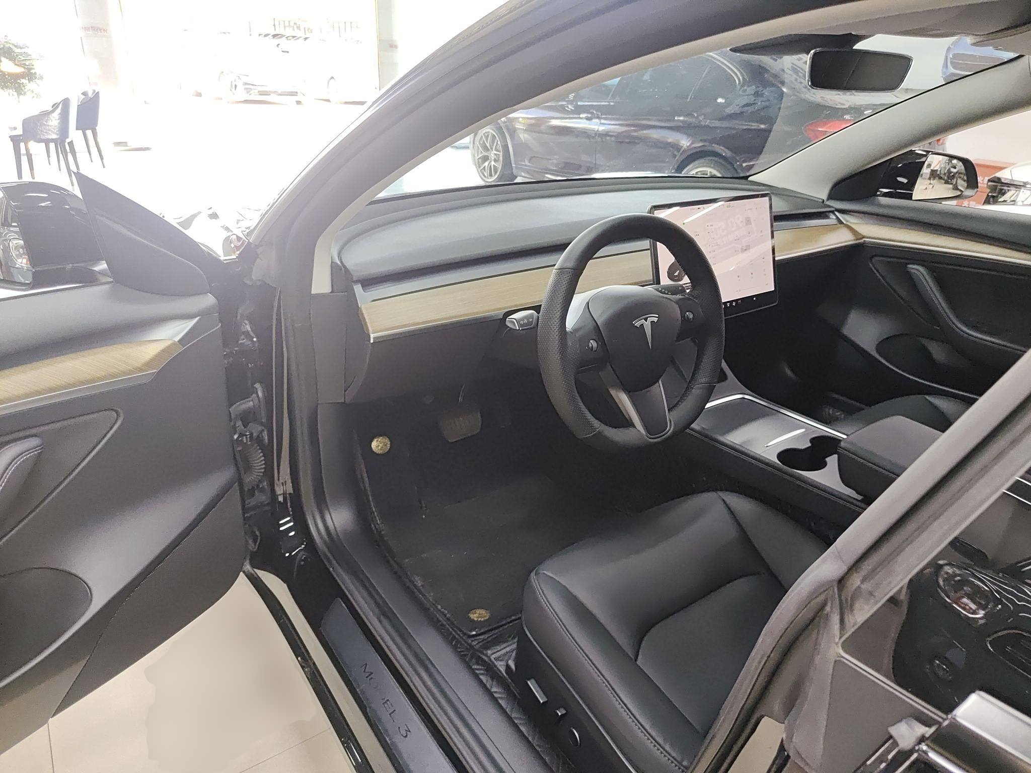 特斯拉 Model 3 2021款 标准续航后驱升级版