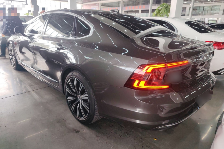 沃尔沃S90 2021款 B5 智雅豪华版车身外观6001