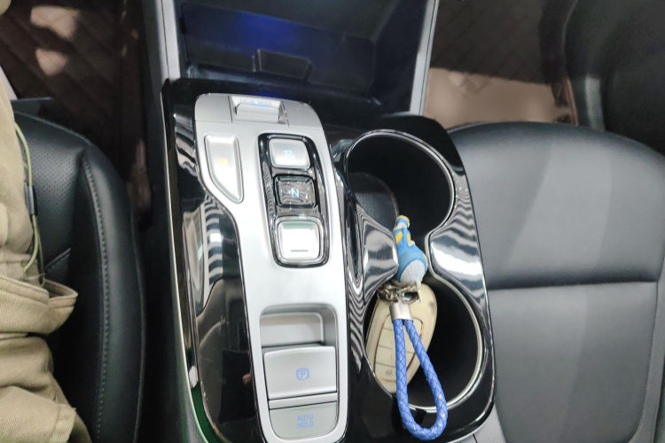 现代 2022款 途胜L 1.5T DCT LUX尊贵版 N Line局部细节18