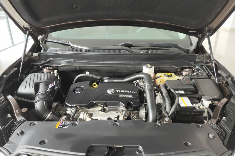 别克 昂科威 2021款 532T 两驱精英型机舱底盘24