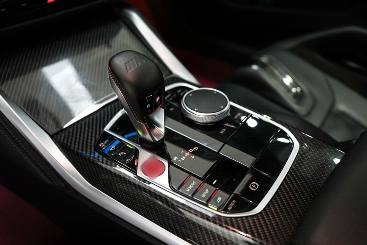 宝马M4 2024款 M4双门轿跑车 M xDrive 雷霆版中控内饰7005