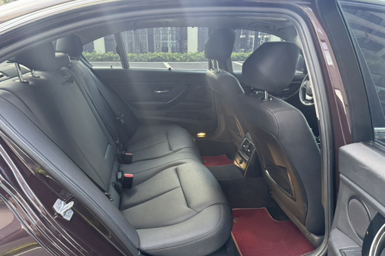 宝马3系 2017款 320Li 时尚型车身外观6006