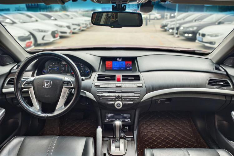 本田 歌诗图 2012款 2.4L 豪华版中控内饰7001