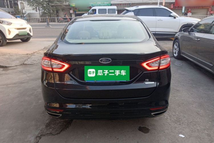 福特 蒙迪欧 2013款 2.0L GTDi200豪华型车身外观6