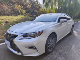 雷克萨斯ES 2015款 300h 舒适版