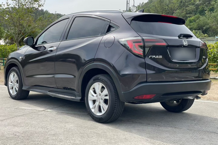 本田 缤智 2017款 1.5L CVT两驱舒适型车身外观6006