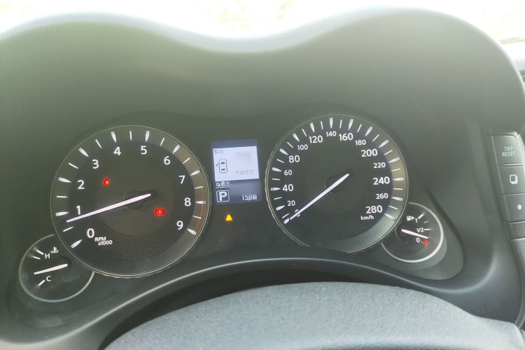 英菲尼迪Q70 2017款 Q70L 2.5L 悦享版局部细节14