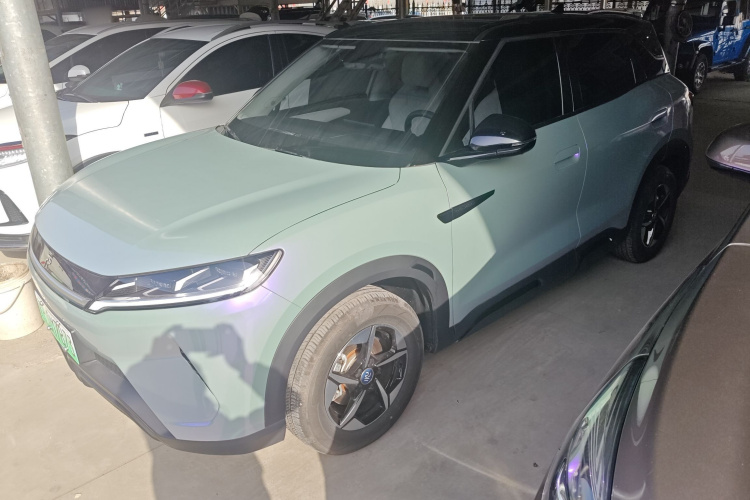 比亚迪 元UP 2024款 301KM 领先型车身外观4