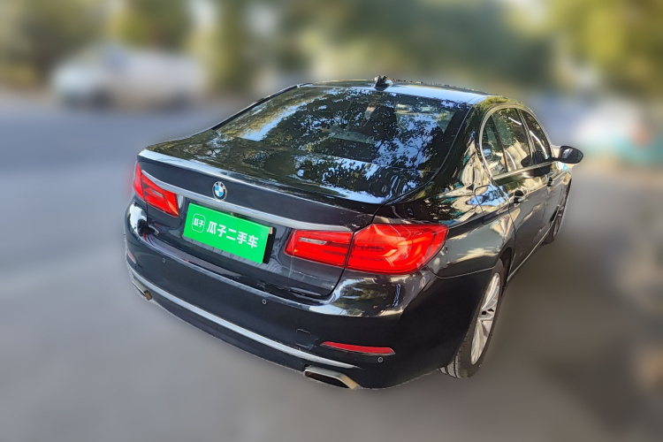 宝马5系 2018款 525Li 豪华套装车身外观6005