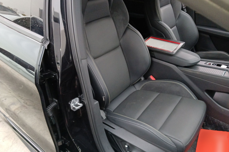 领克03 2023款 1.5TD DCT劲Pro局部细节41