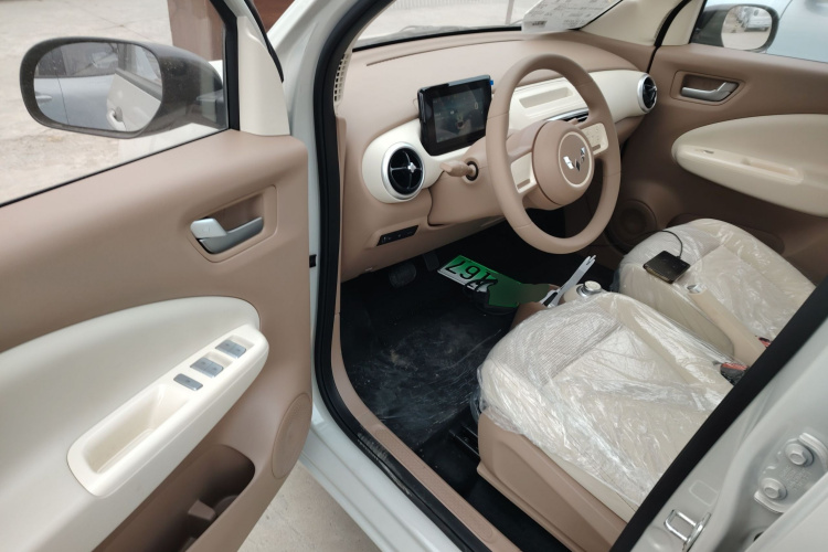 五菱汽车 宏光MINIEV 2025款 四门版 进阶款中控内饰20