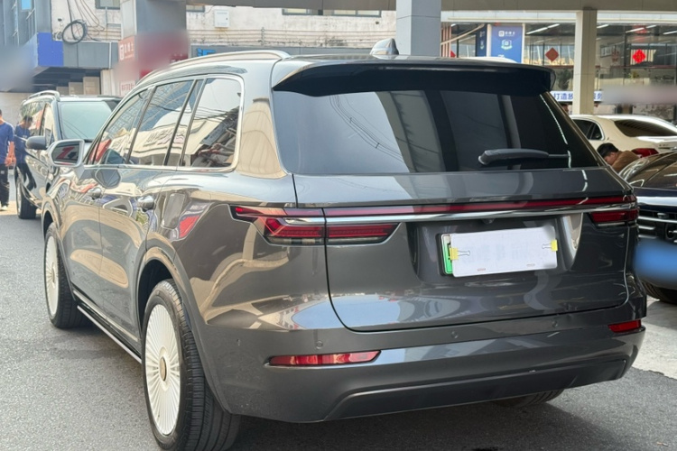 理想汽车 理想ONE 2021款 增程6座版车身外观6005