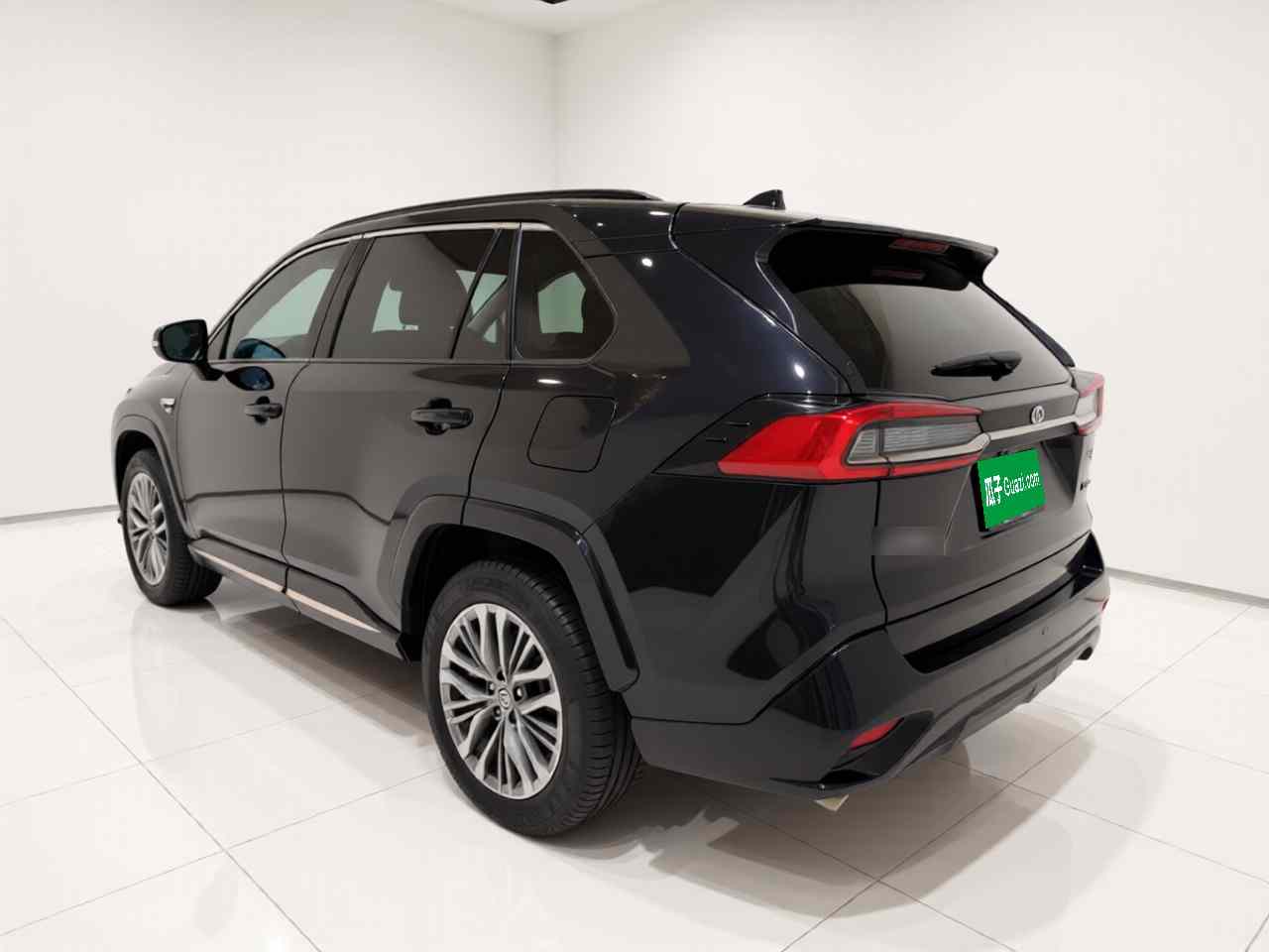 丰田 威兰达 2024款 2.0L CVT两驱豪华PLUS版(3)