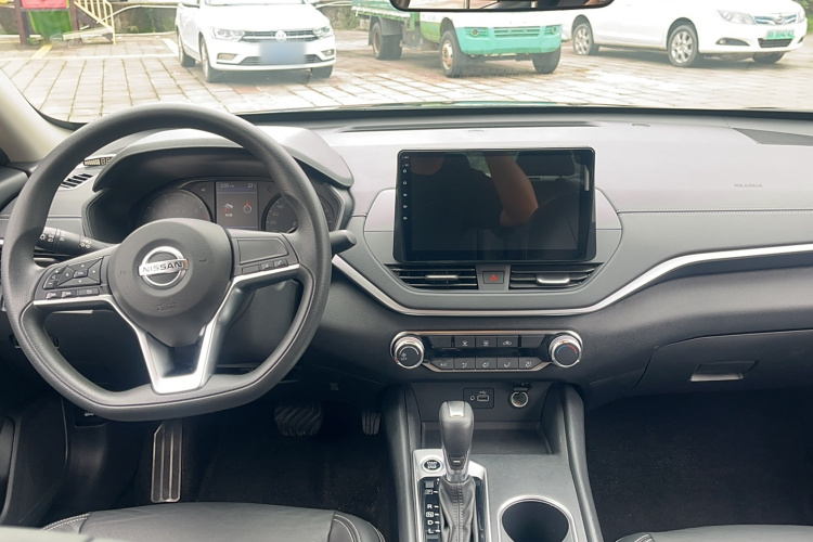 日产 天籁 2021款 2.0L XE 专享版中控内饰7002