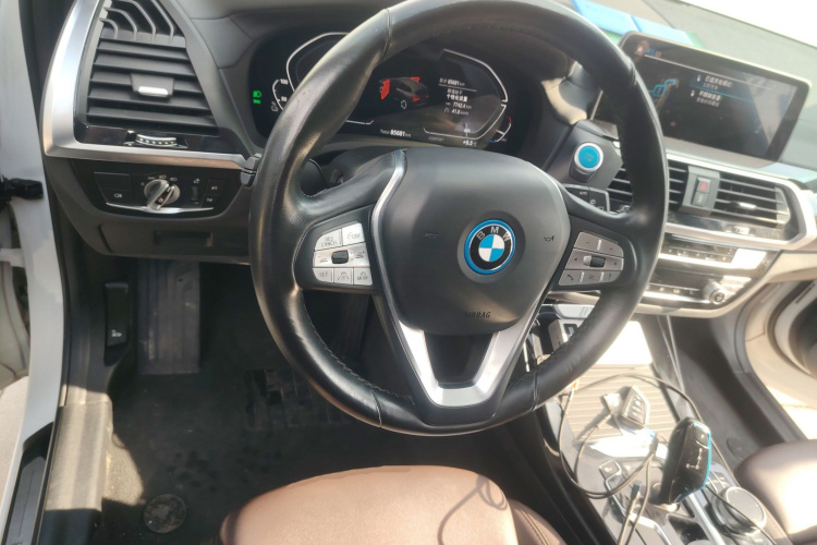 宝马iX3 2021款 改款 领先型中控内饰13