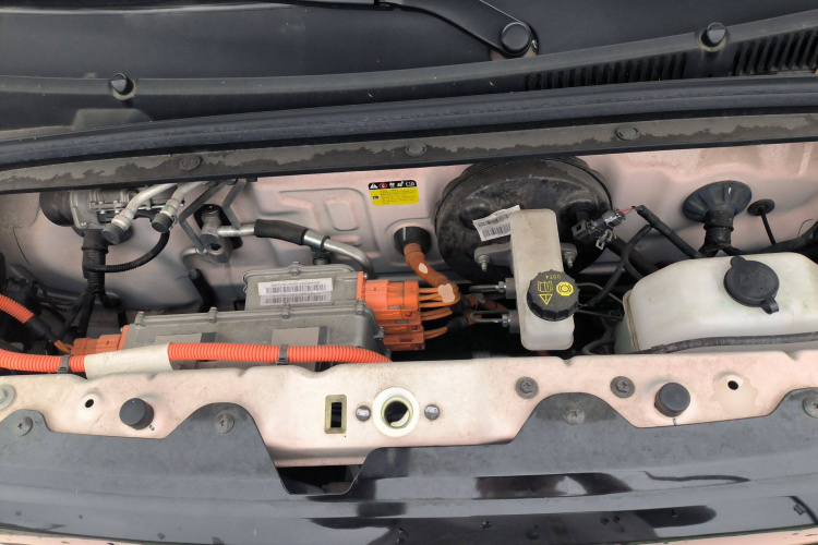 五菱汽车 宏光MINIEV 2021款 马卡龙臻享款 磷酸铁锂机舱底盘24