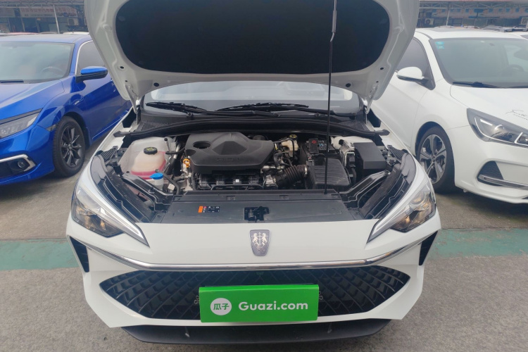 荣威i5 2023款 1.5L 手动舒享版机舱底盘24