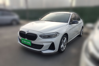 宝马1系 2021款 120i M运动曜夜版