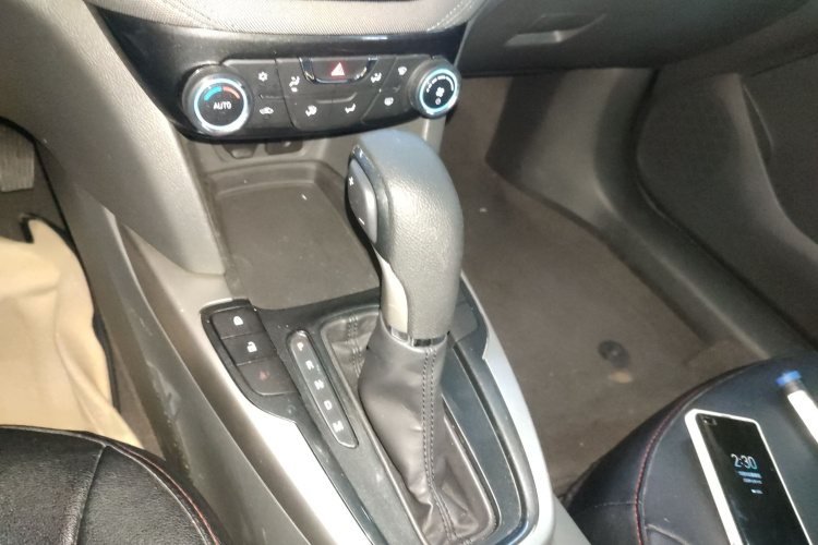 雪佛兰 迈锐宝 2016款 1.6T 自动舒适版局部细节18