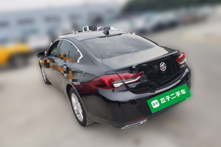 别克 君威 2023款 552T 智享型车身外观5