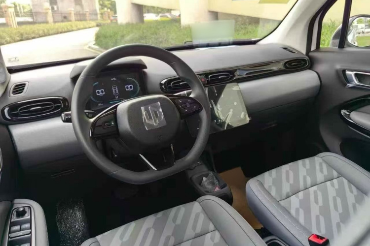 零跑汽车 零跑T03 2025款 310舒享版车身外观6008