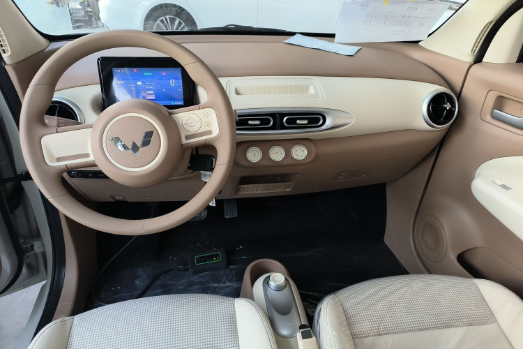 五菱汽车 宏光MINIEV 2025款 四门版 进阶款中控内饰12