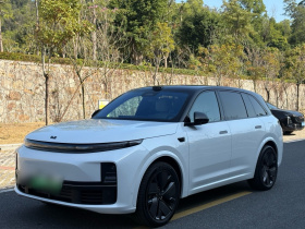 理想汽车 理想L7 2025款 Ultra 智能焕新版