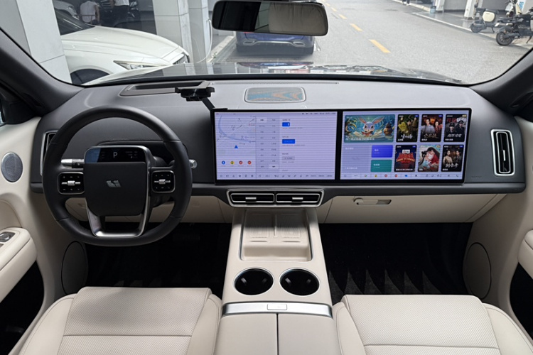 理想汽车 理想L9 2024款 Ultra中控内饰7011