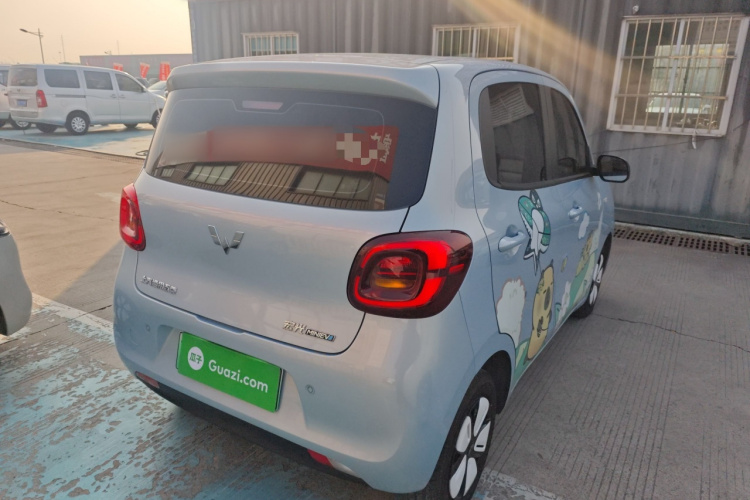 五菱汽车 宏光MINIEV 2025款 四门版 臻享款车身外观7