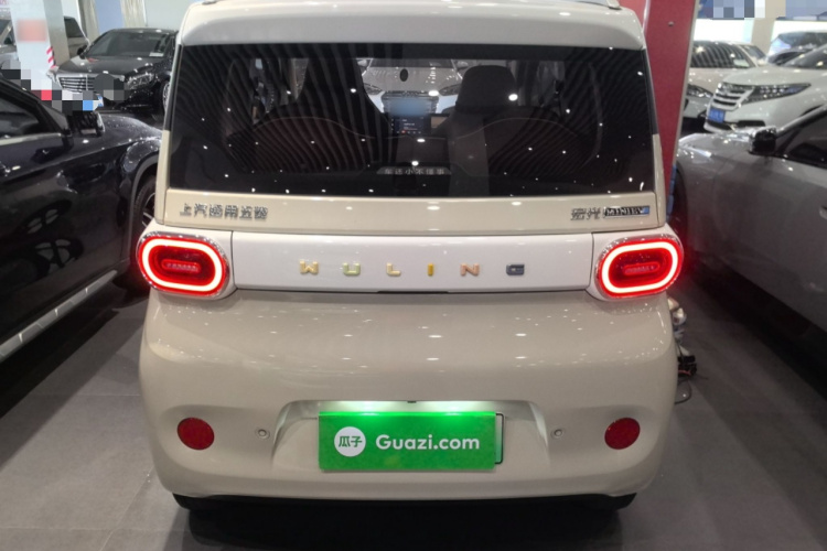 五菱汽车 宏光MINIEV 2024款 第三代 215km 进阶版车身外观6