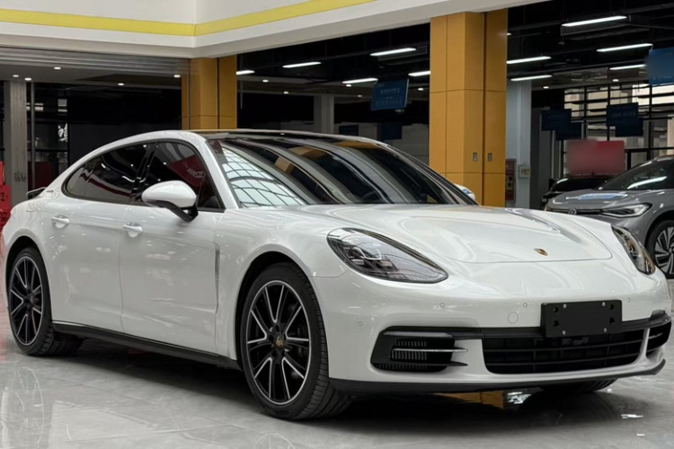 保时捷 2021款 Panamera 4 行政加长版 2.9T车身外观6001