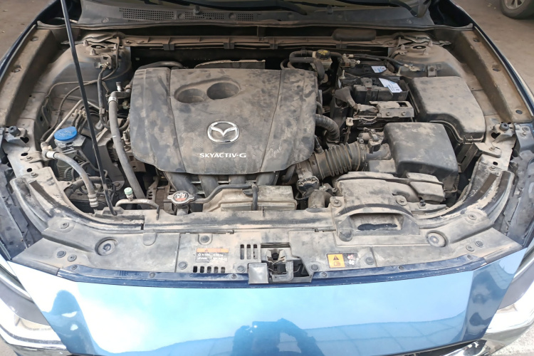 马自达CX-4 2020款 2.0L 自动两驱蓝天活力版机舱底盘24