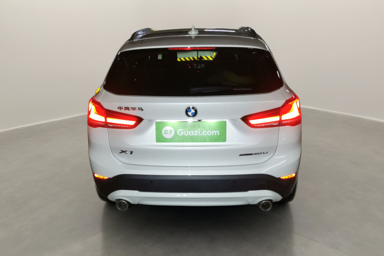 宝马X1 2020款 sDrive20Li 时尚型车身外观6