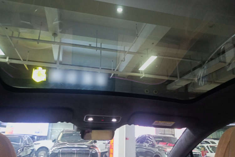 鸿蒙智行 智界R7 2025款 增程 331km Ultra局部细节22